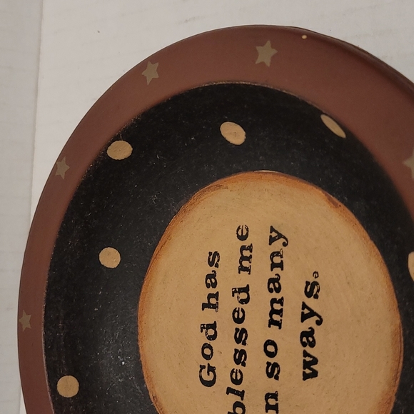 Adorable Primitive Wood Bowl - Picture 4 of 16